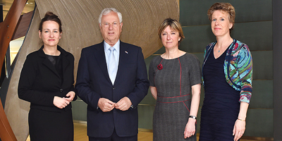 De commissie evaluatiecommissie toetsingen;