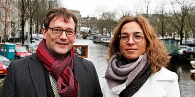 Links Bart Bos (DNB)en rechts Freke Manschot (AFM)