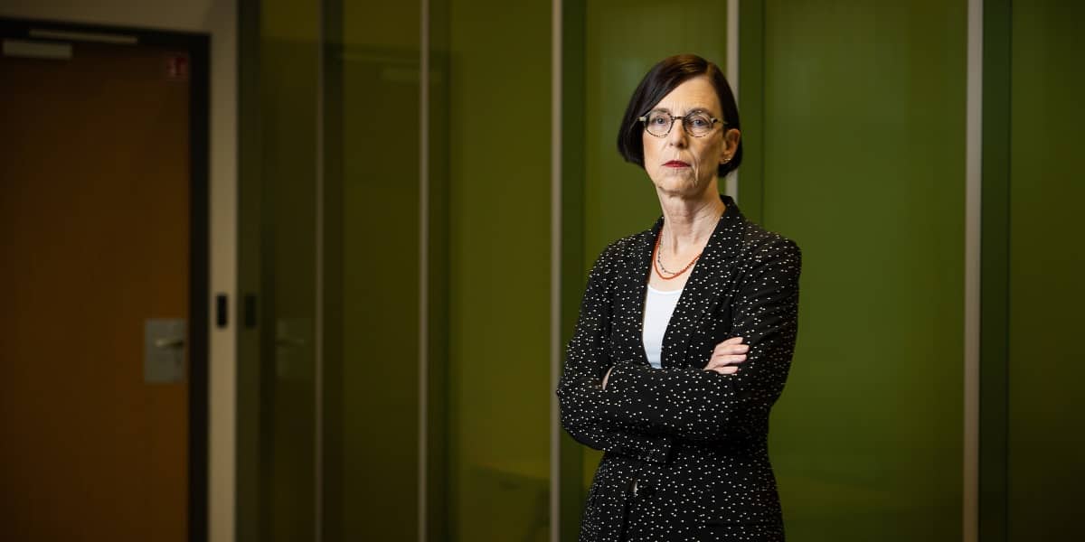 laura van geest voor glazen wand