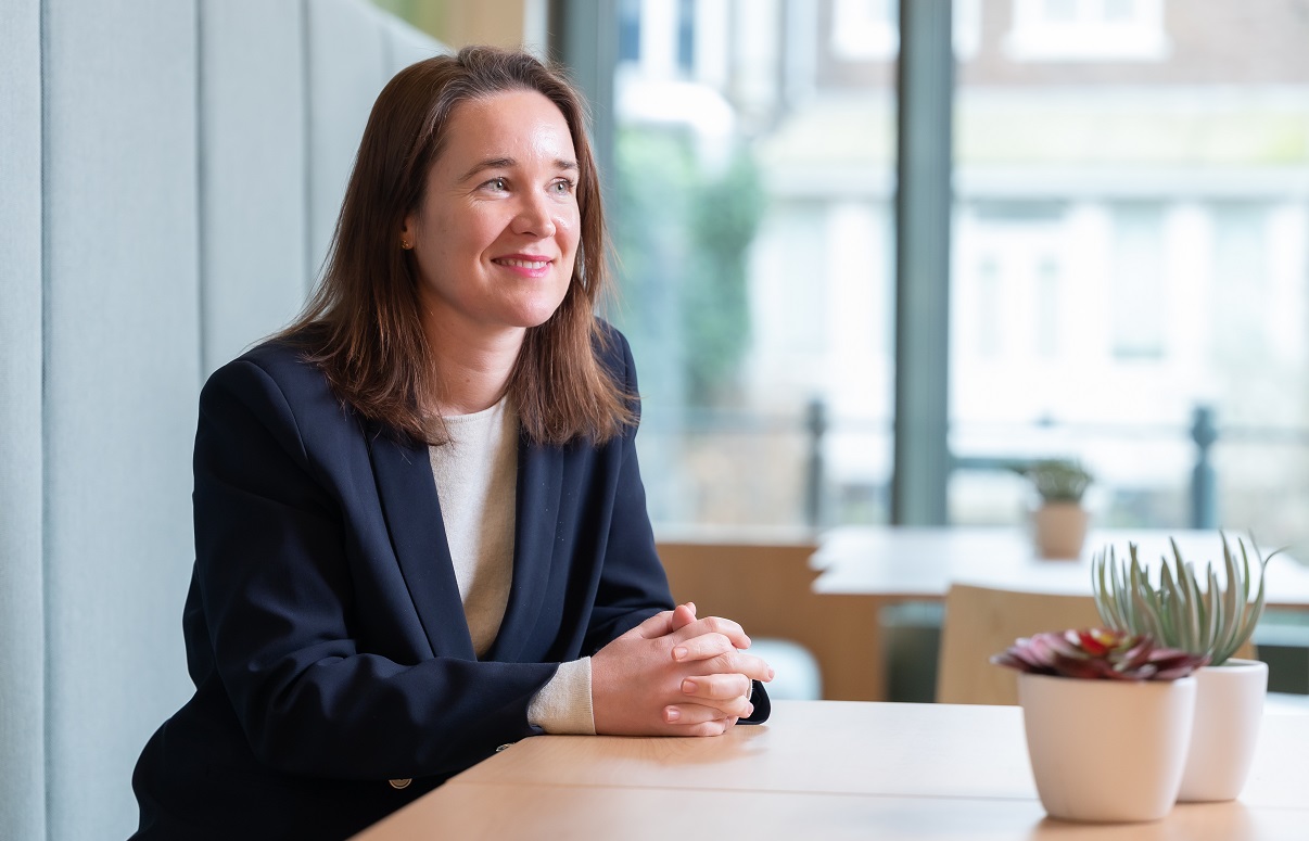 Portret van Simone Keunen, toezichthouder bij de AFM